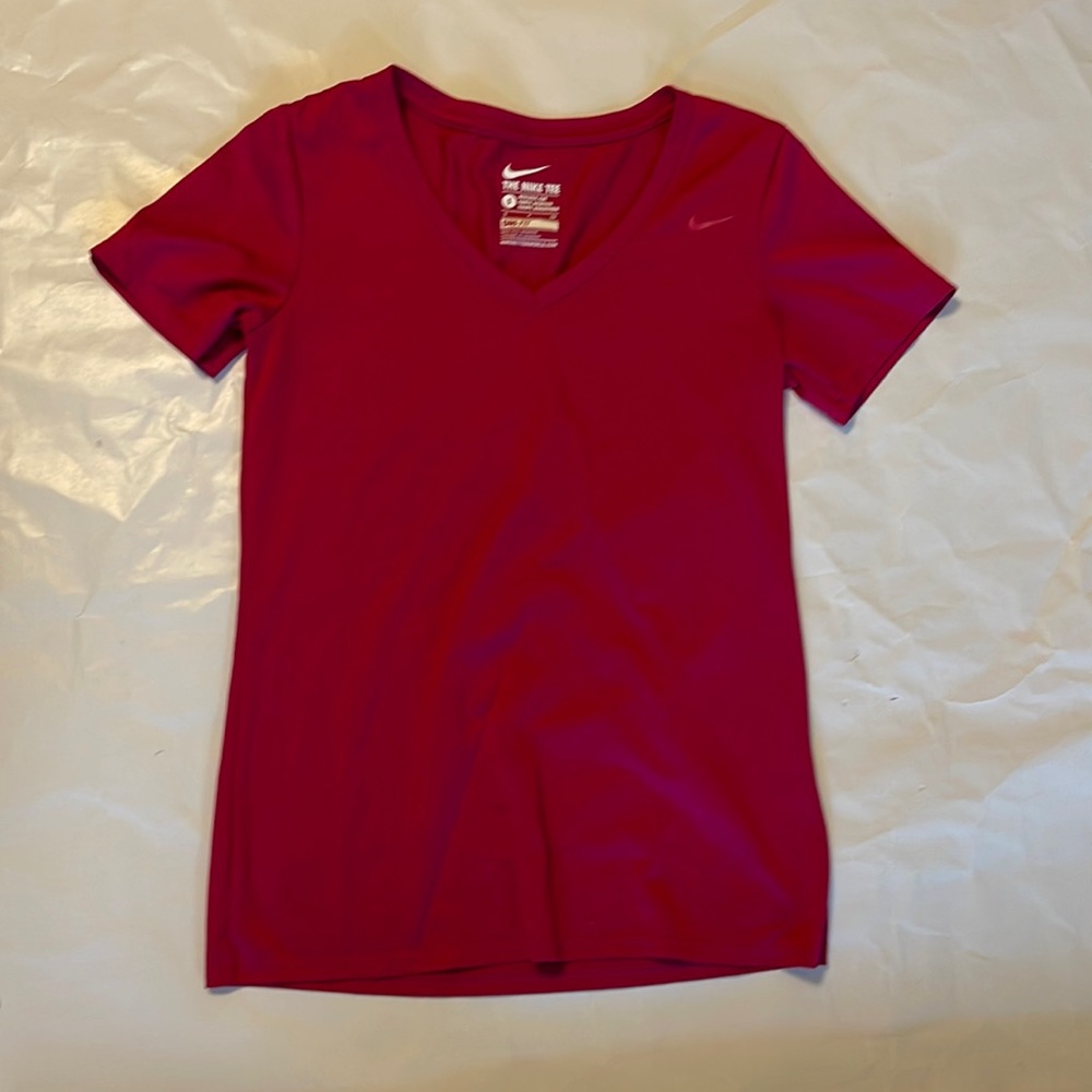 The Nike Tee tshirt